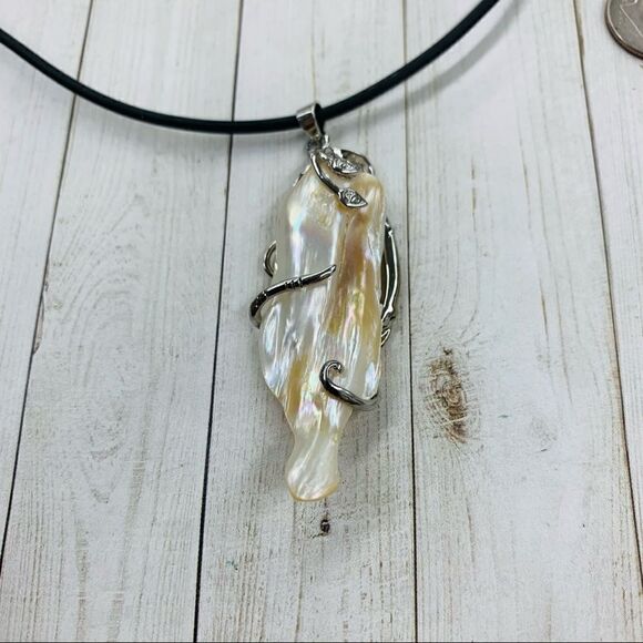 Silver Wire Wrapped Keshi Pearl Necklace - Picture 2 of 3